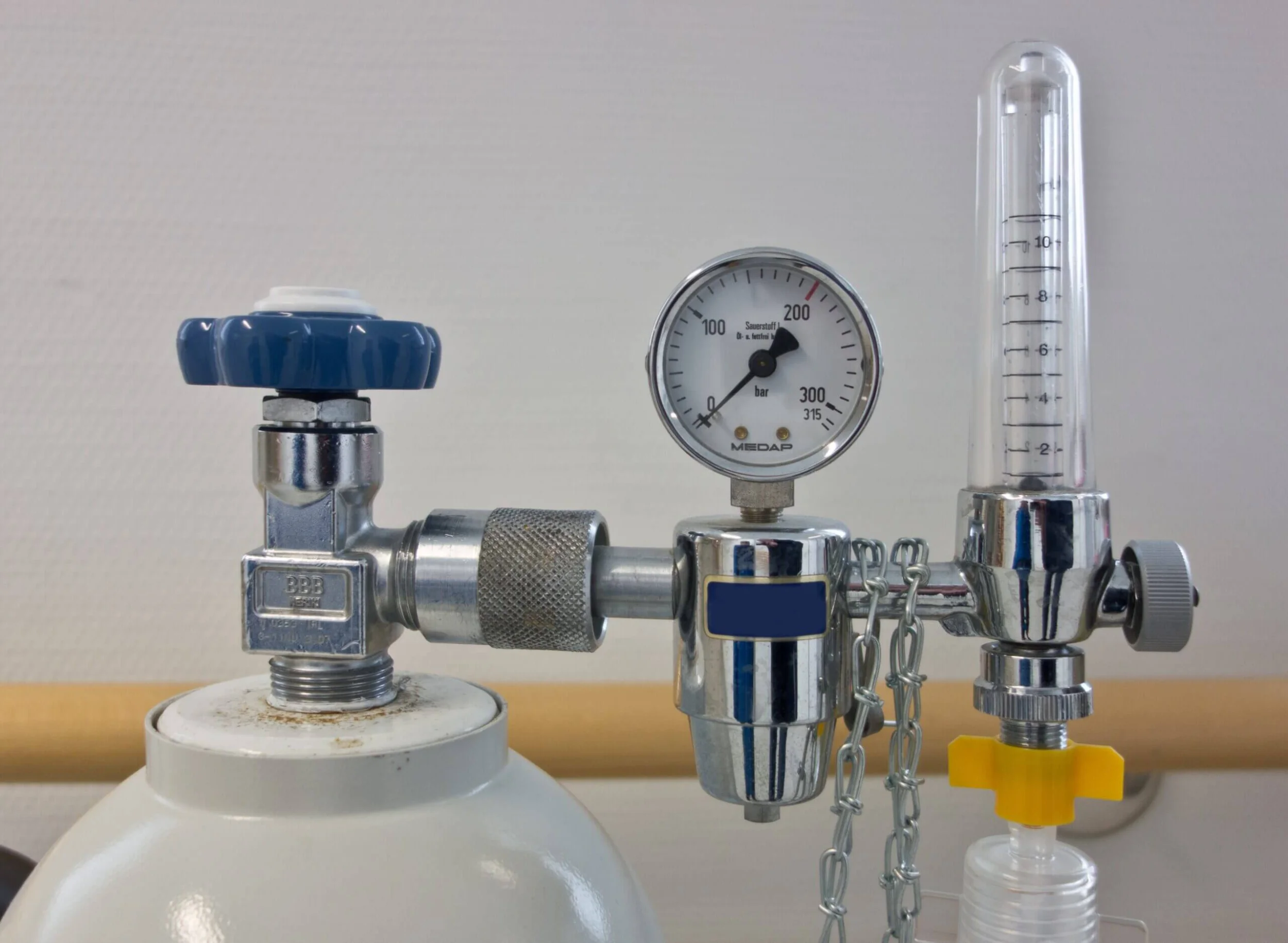 Zuurstof - Ademlucht - Buffercilinder - Cilinderfles - Manometer - Ademluchtcompressoren